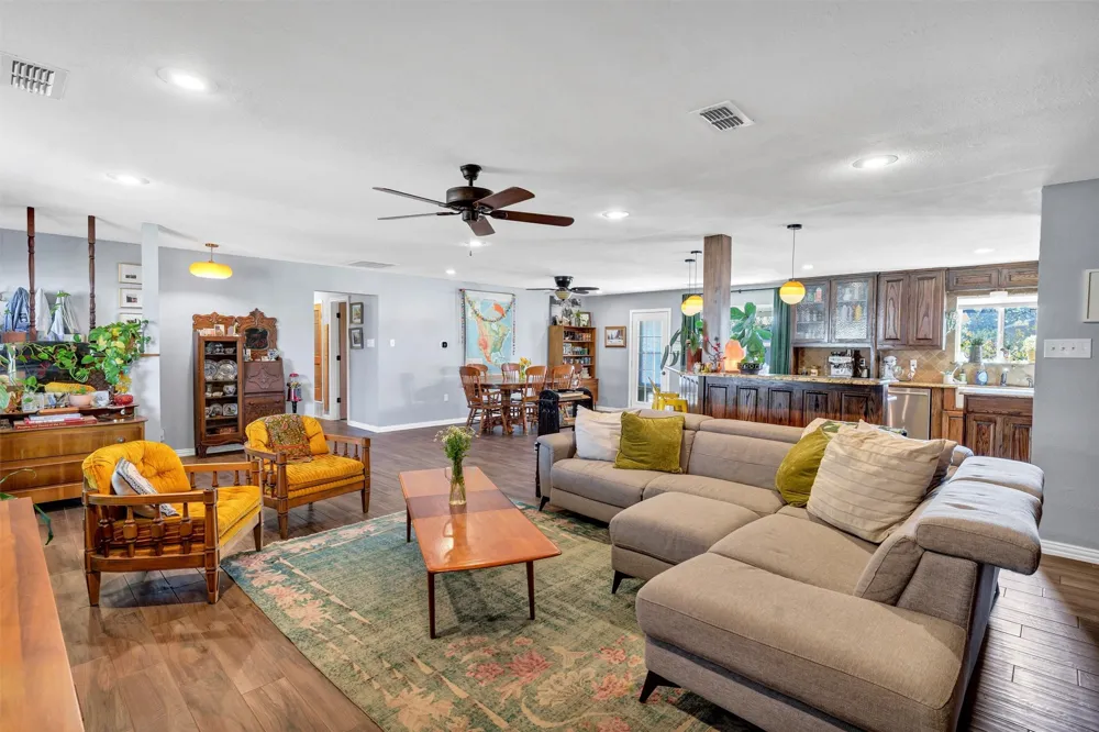406 Oak Lane Tolar, TX 76476