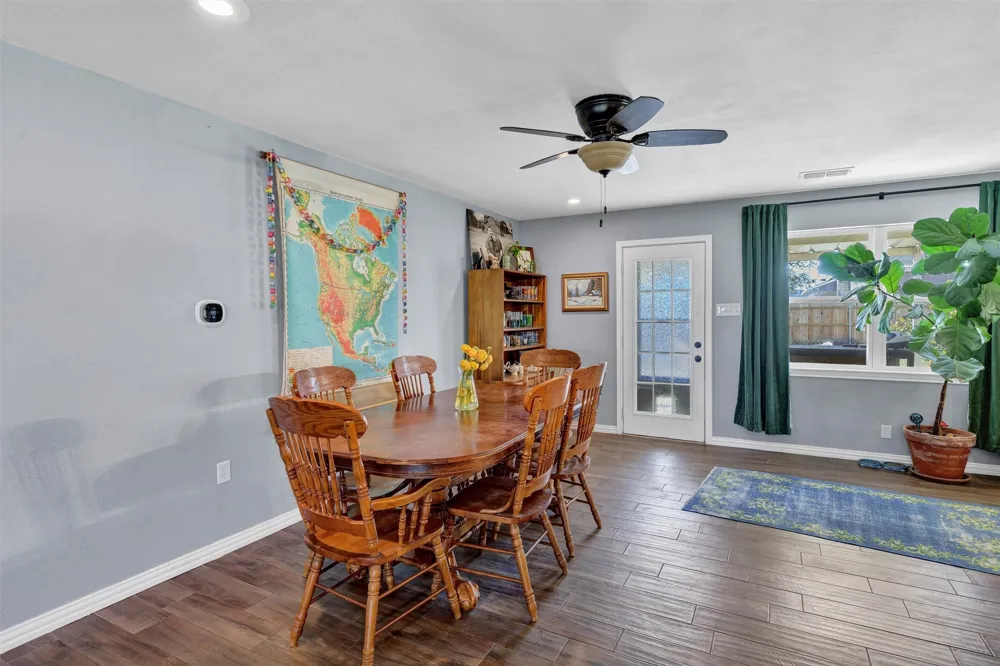 406 Oak Lane Tolar, TX 76476