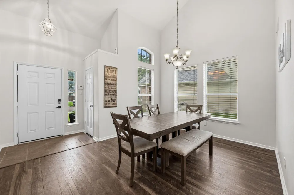 523 Savory Lane Crosby, TX 77532