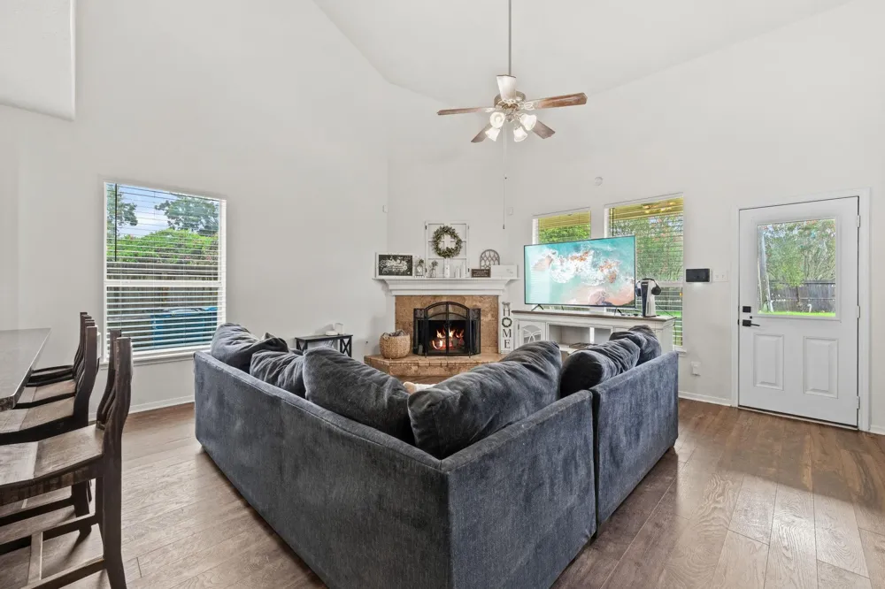 523 Savory Lane Crosby, TX 77532