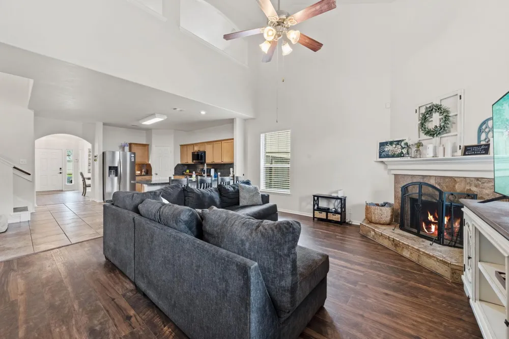 523 Savory Lane Crosby, TX 77532