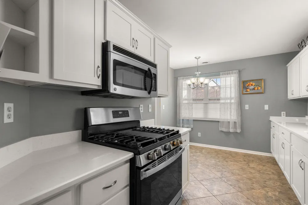 2925 Foggy Glen Drive Valparaiso, IN 46385