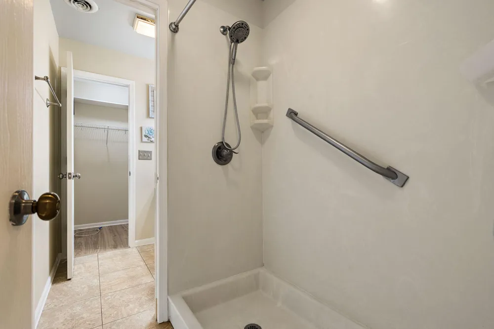 2925 Foggy Glen Drive Valparaiso, IN 46385