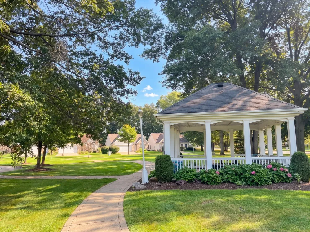 2925 Foggy Glen Drive Valparaiso, IN 46385