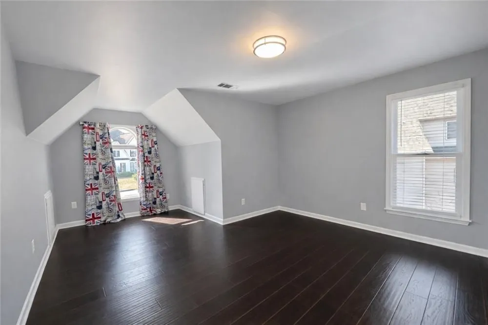 240 Creekside Park Drive Alpharetta, GA 30022