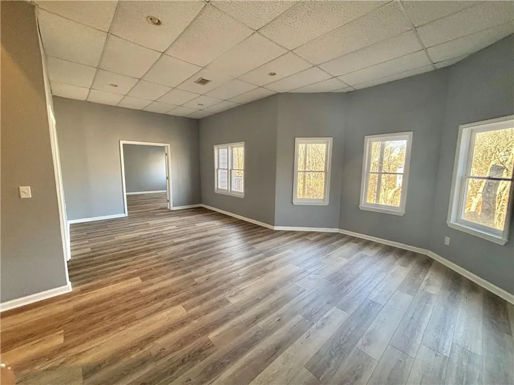 240 Creekside Park Drive Alpharetta, GA 30022