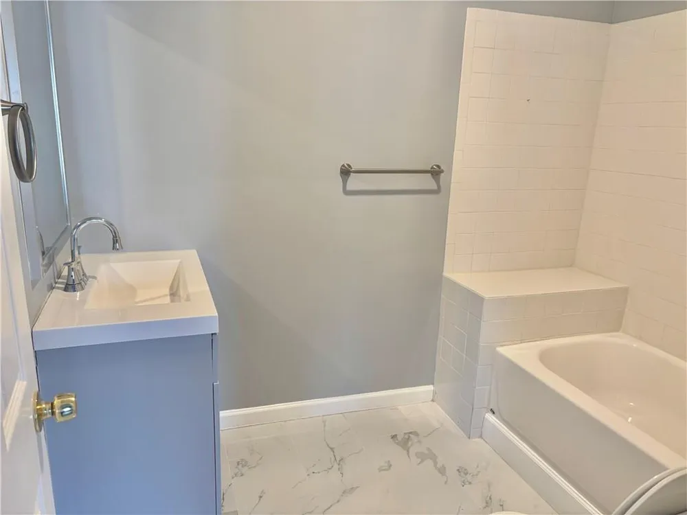 240 Creekside Park Drive Alpharetta, GA 30022