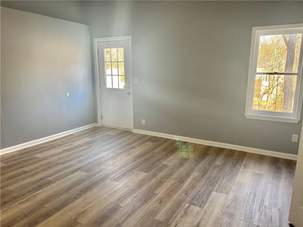 240 Creekside Park Drive Alpharetta, GA 30022