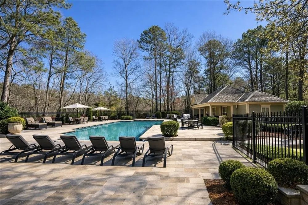 240 Creekside Park Drive Alpharetta, GA 30022