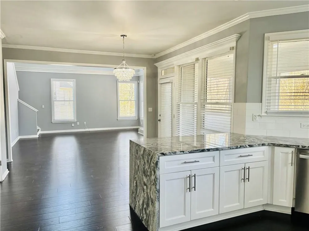 240 Creekside Park Drive Alpharetta, GA 30022