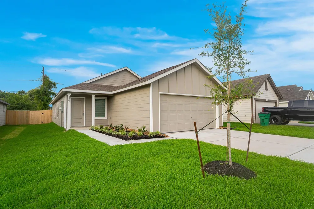 220 Laura Leigh Lane Angleton, TX 77515
