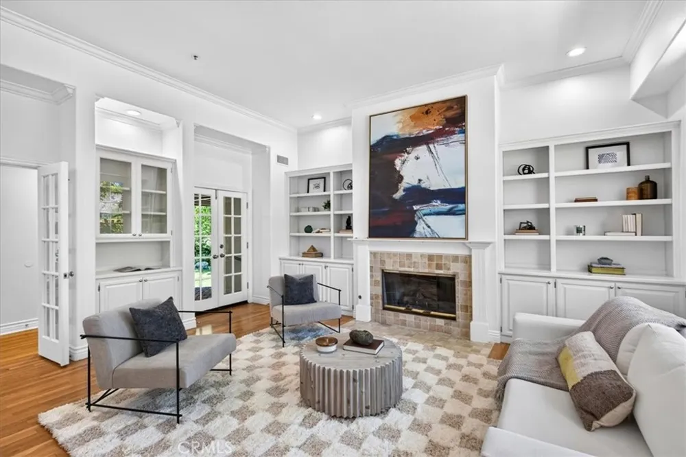 19 Round Up Road Bell Canyon, CA 91307