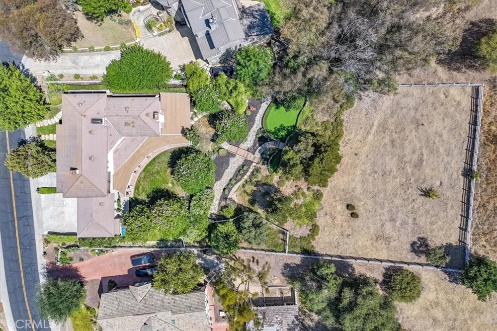 19 Round Up Road Bell Canyon, CA 91307
