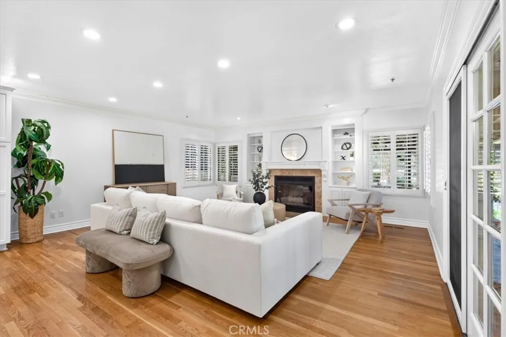 19 Round Up Road Bell Canyon, CA 91307