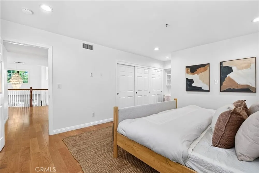 19 Round Up Road Bell Canyon, CA 91307