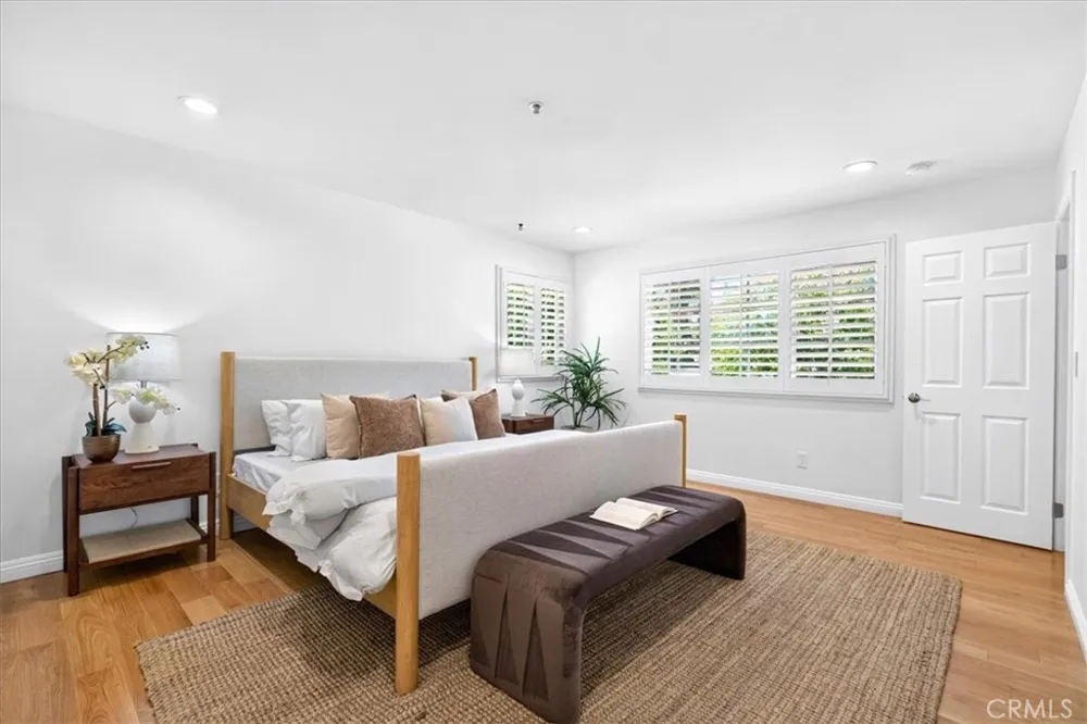 19 Round Up Road Bell Canyon, CA 91307