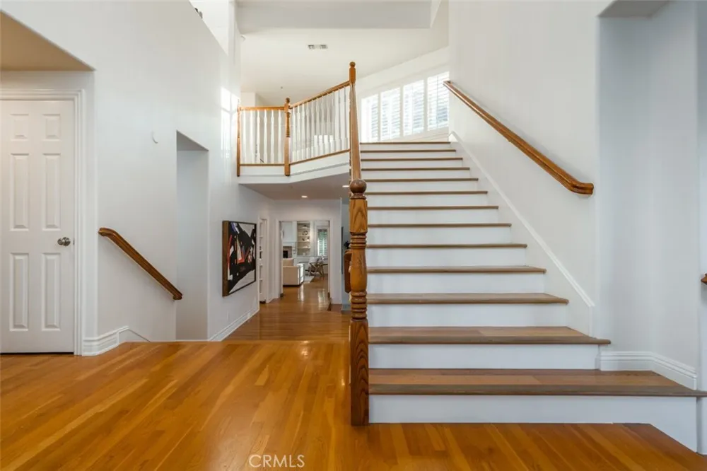 19 Round Up Road Bell Canyon, CA 91307