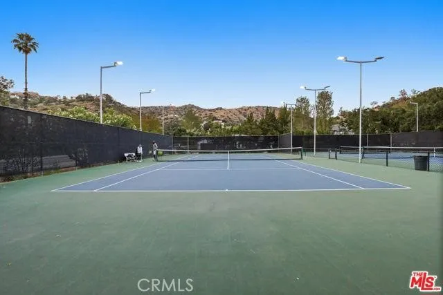 19 Round Up Road Bell Canyon, CA 91307