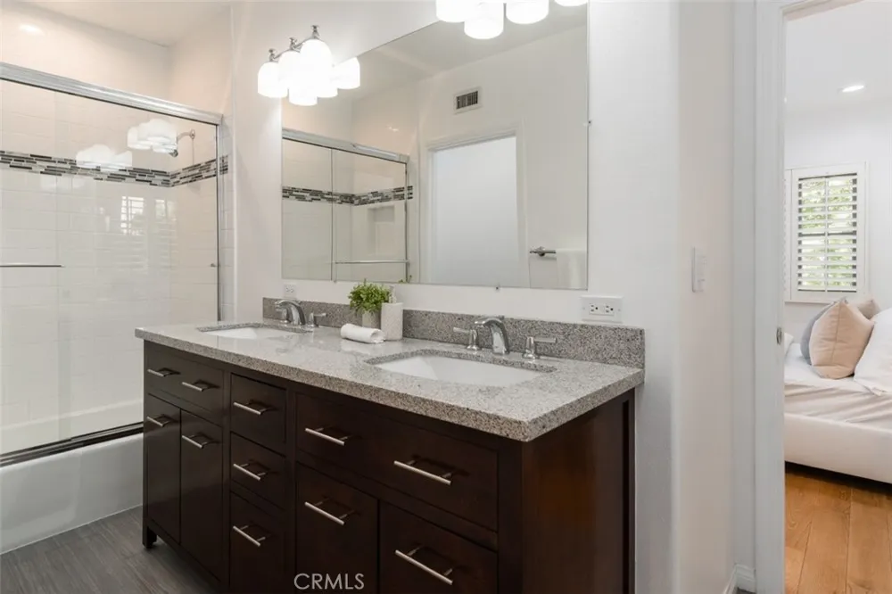 19 Round Up Road Bell Canyon, CA 91307