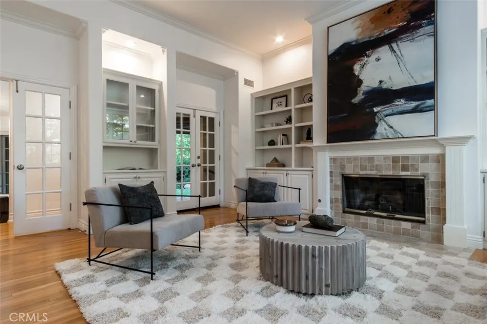 19 Round Up Road Bell Canyon, CA 91307