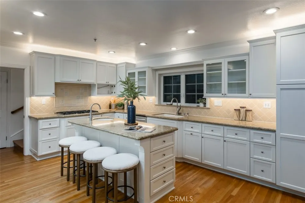19 Round Up Road Bell Canyon, CA 91307