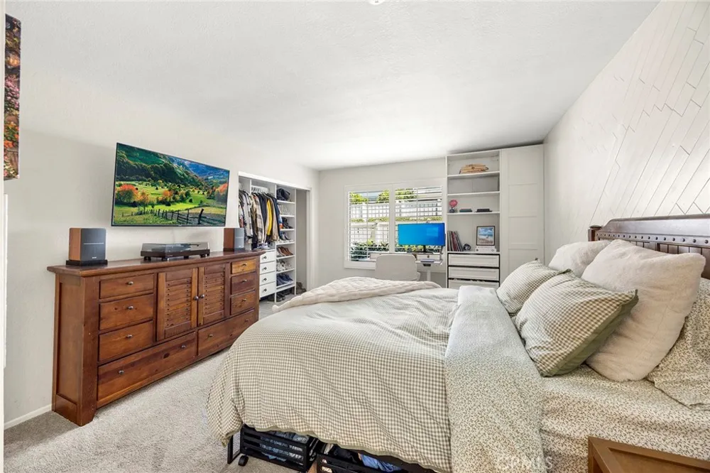 1 Oak Spring Ln #320 Aliso Viejo, CA 92656