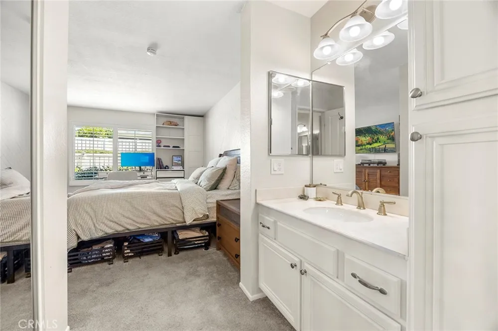 1 Oak Spring Ln #320 Aliso Viejo, CA 92656