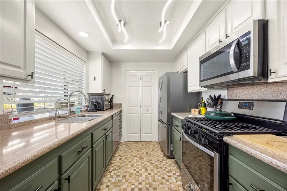 1 Oak Spring Ln #320 Aliso Viejo, CA 92656