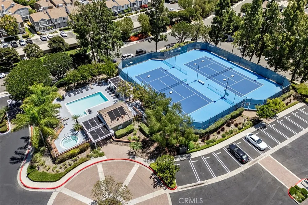 1 Oak Spring Ln #320 Aliso Viejo, CA 92656