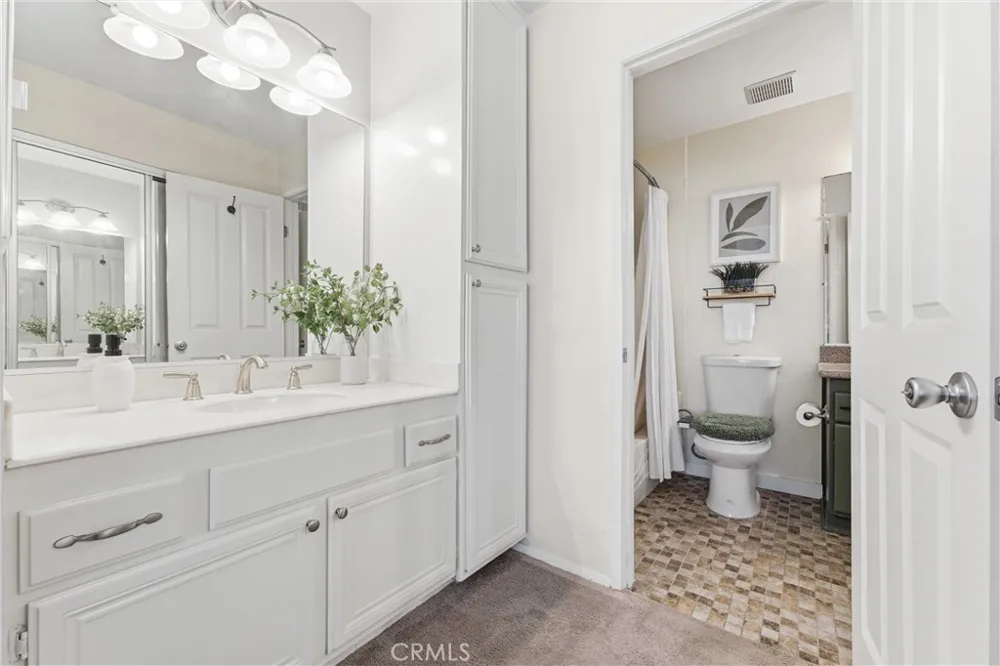 1 Oak Spring Ln #320 Aliso Viejo, CA 92656