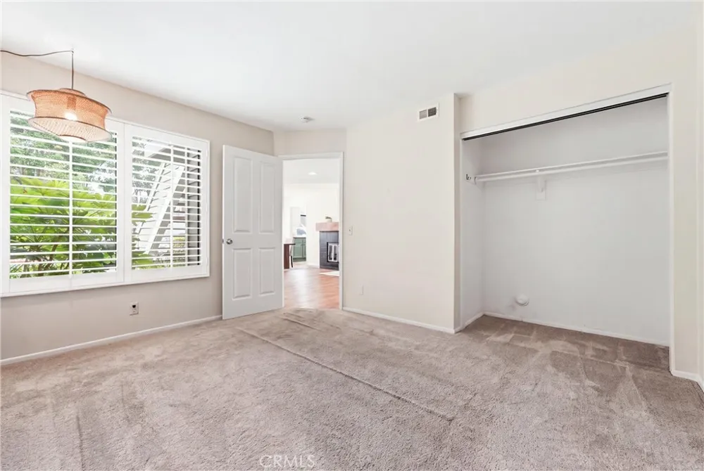 1 Oak Spring Ln #320 Aliso Viejo, CA 92656