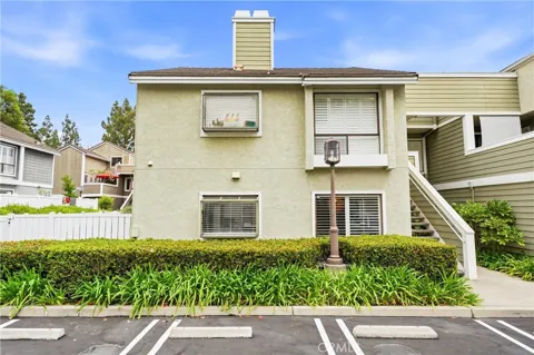 1 Oak Spring Ln #320