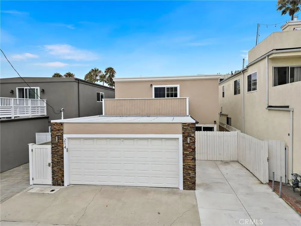 214 20th Street #B Newport Beach, CA 92663