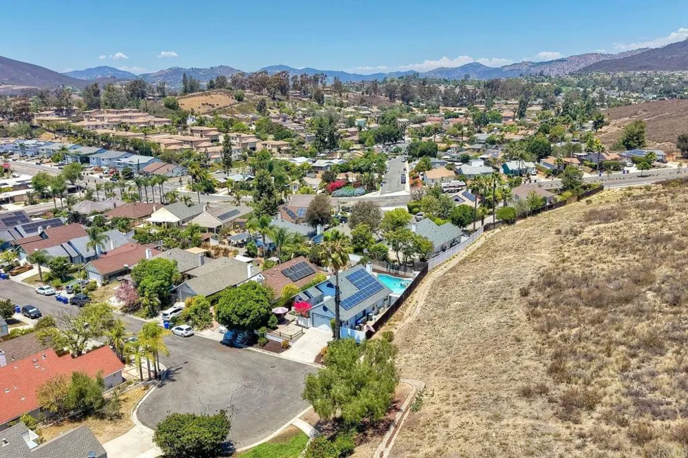 520 Barnett Drive San Marcos, CA 92069
