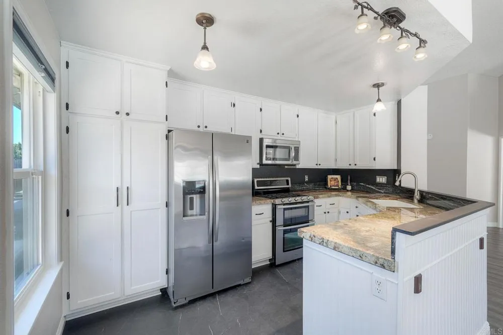 520 Barnett Drive San Marcos, CA 92069
