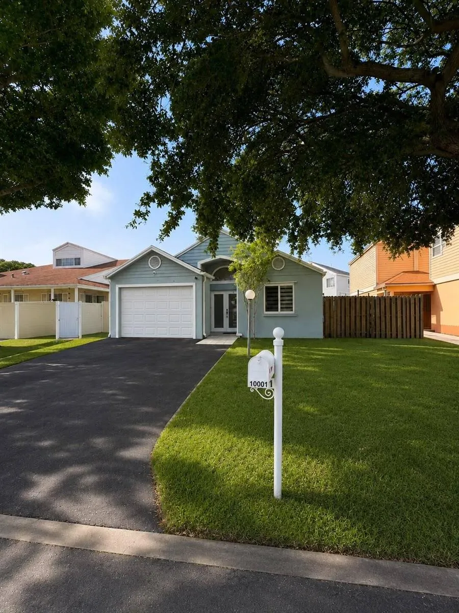 10031 SW 223rd Terrace Cutler Bay, FL 33190
