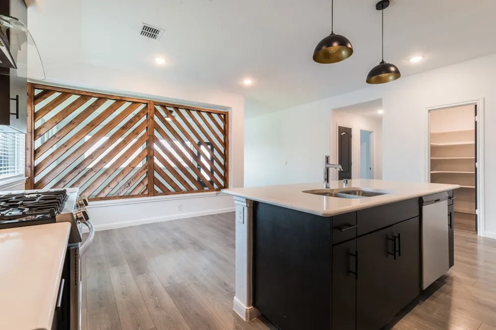 1157 Country Glen Drive Godley, TX 76044