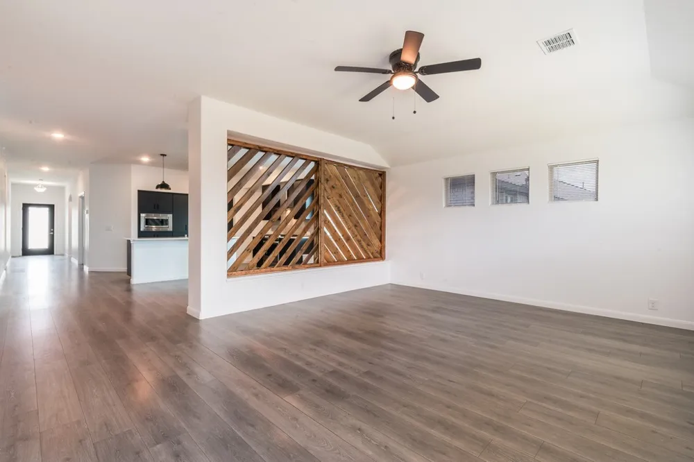 1157 Country Glen Drive Godley, TX 76044