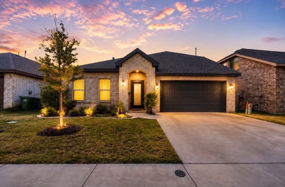 1157 Country Glen Drive Godley, TX 76044