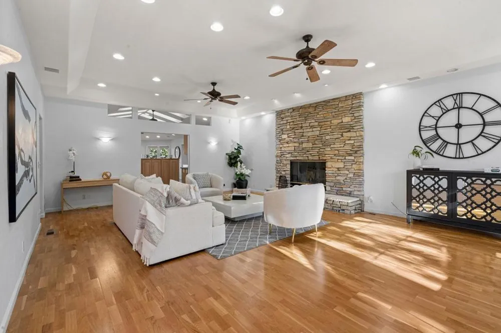 14836 Elton Drive San Jose, CA 95124