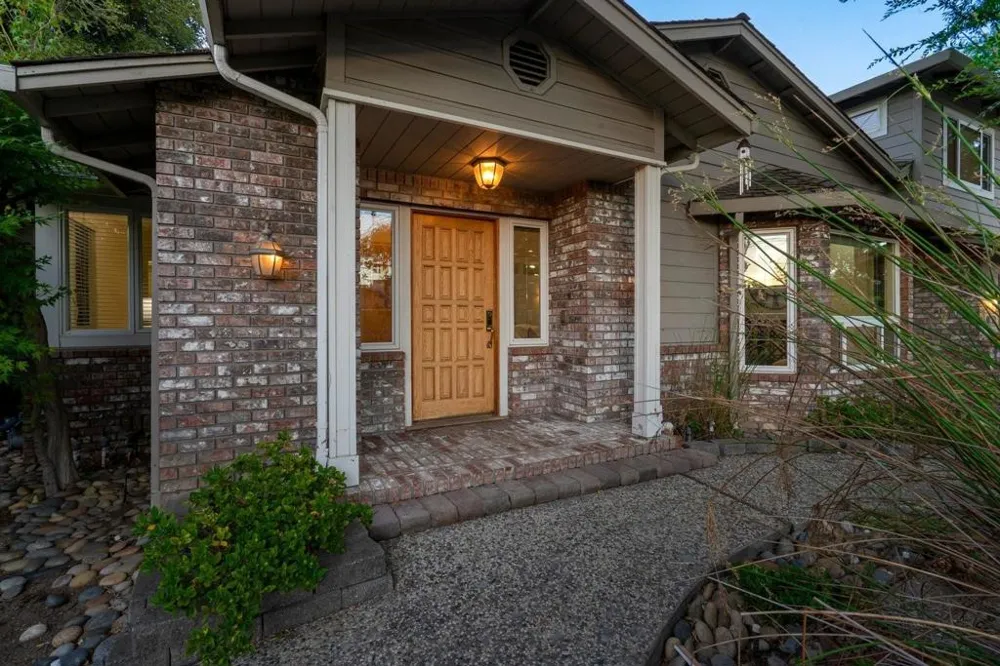 14836 Elton Drive San Jose, CA 95124