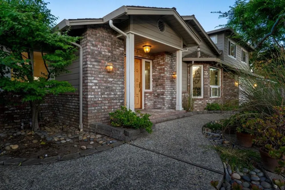14836 Elton Drive San Jose, CA 95124