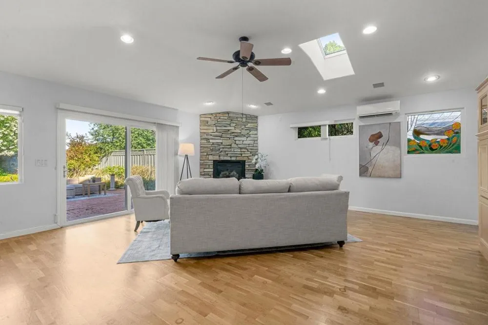 14836 Elton Drive San Jose, CA 95124
