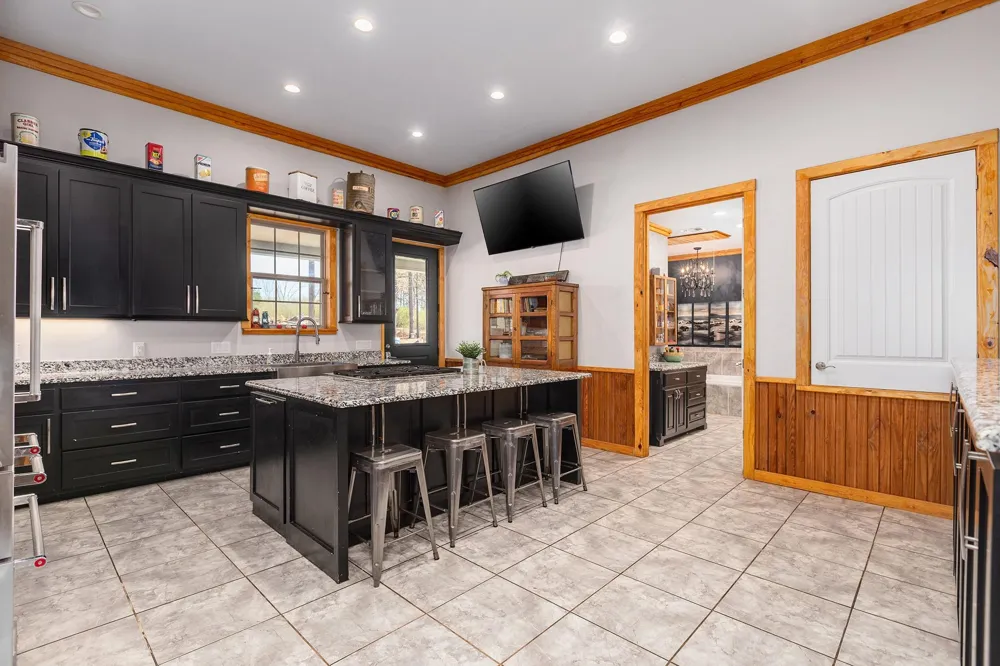 300 Stoddard Drive Nacogdoches, TX 75965