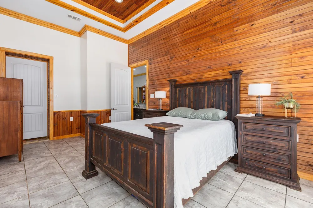 300 Stoddard Drive Nacogdoches, TX 75965