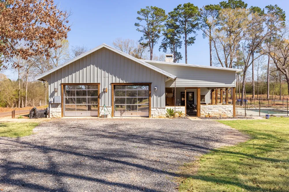300 Stoddard Drive Nacogdoches, TX 75965