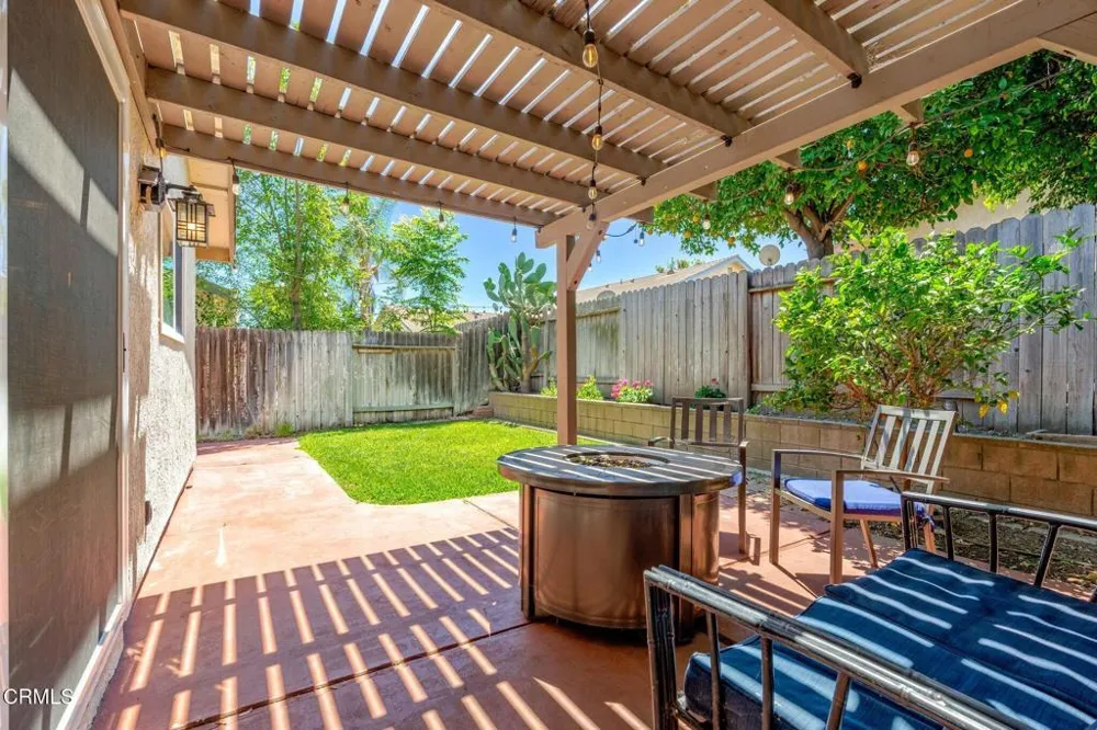 136 Tree Fern Court Camarillo, CA 93010