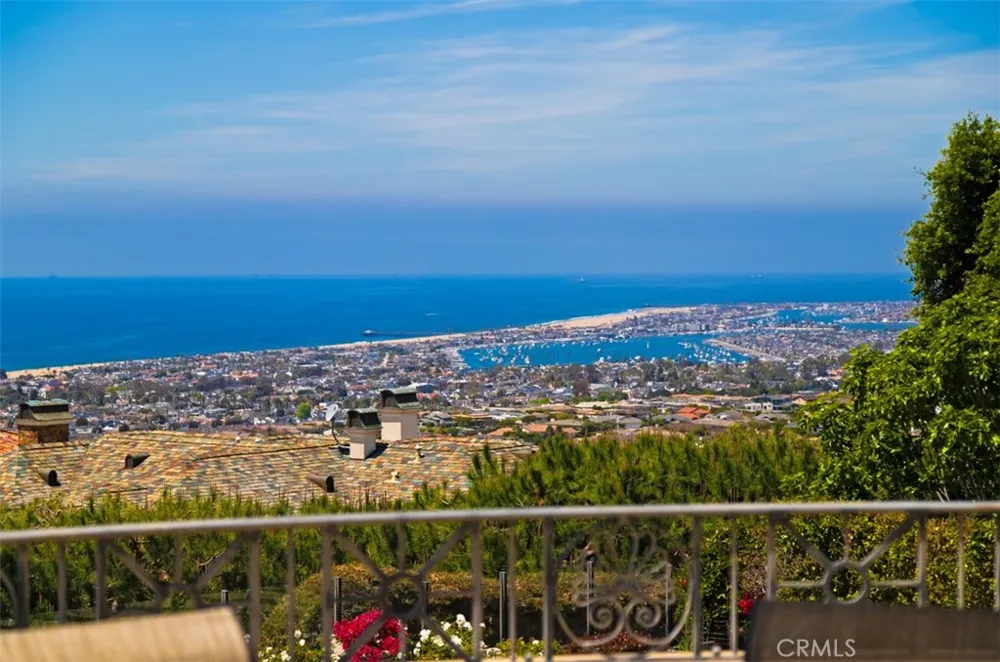 3 Harbor Newport Coast, CA 92657