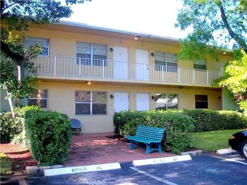 2607 NE 8th Avenue #33 Wilton Manors, FL 33334