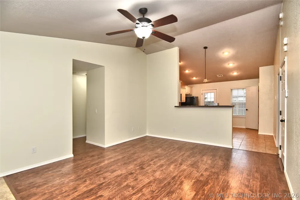 7842 E 132nd Street Bixby, OK 74008